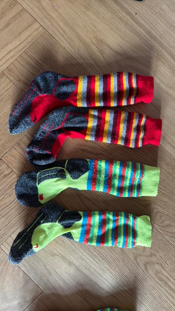 2 Paar Falke Skisokken Maat 27-30, Jongen of Meisje, Ophalen of Verzenden, Zo goed als nieuw, Sokken