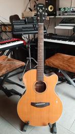 Yamaha Compass serie elektro-akoestische gitaar, Muziek en Instrumenten, Ophalen, Zo goed als nieuw, Western- of Steelstringgitaar
