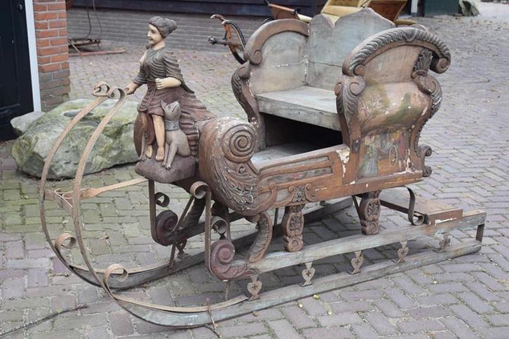 Rijkelijk gedecoreerde barokslede, Antiek en Kunst, Curiosa en Brocante, Ophalen