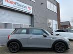 Mini Mini Cooper One 1.5! Clima! Cruise! Navi! Stoelverw.!, Auto's, Navigatiesysteem, Gebruikt, 4 cilinders, 4 stoelen