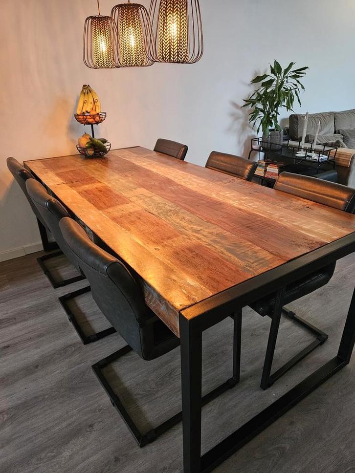 Mooie industriële Mango Eettafel - 220cm, Huis en Inrichting, Tafels | Eettafels, Zo goed als nieuw, 100 tot 150 cm, 200 cm of meer