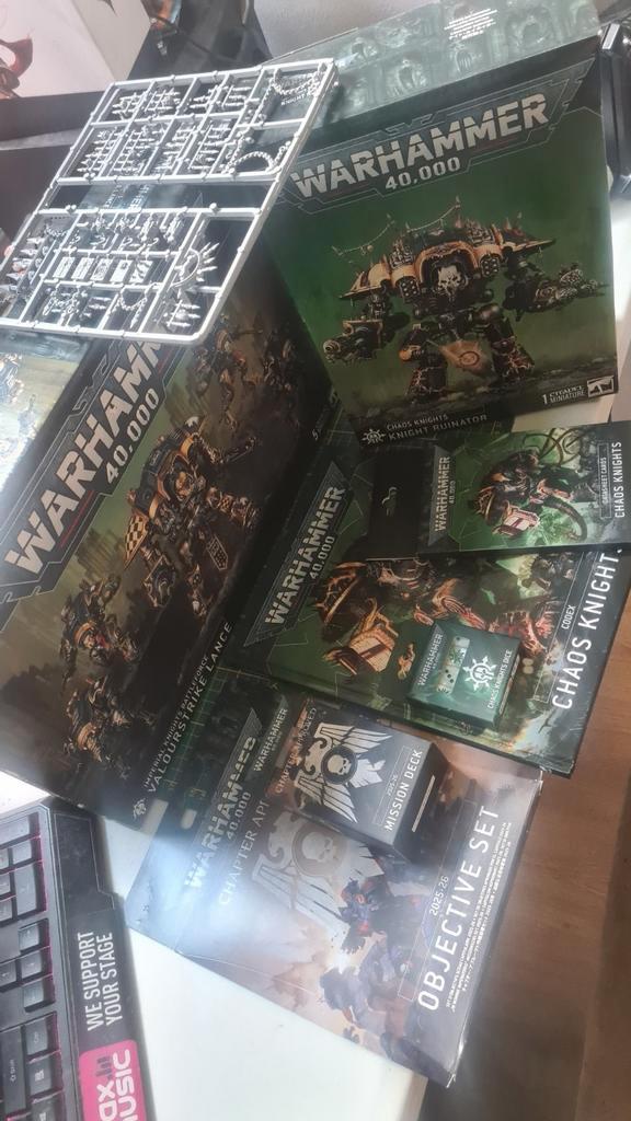 Chaos Knights leger compleet & nieuw, Hobby en Vrije tijd, Wargaming, Nieuw, Ophalen of Verzenden