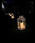 Te huur: 12x wit windlicht / lantaarn (incl LED kaarsen), Tuin en Terras, Buitenverlichting, Minder dan 50 watt, Kunststof, Led