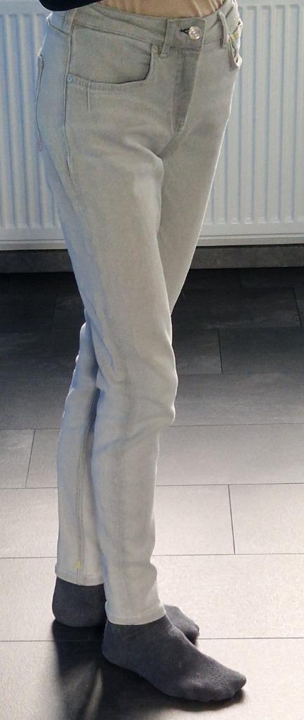 Scotch & Soda jeans grijs maat W28 / L32, Kleding | Dames, Spijkerbroeken en Jeans, Zo goed als nieuw, W28 - W29 (confectie 36)