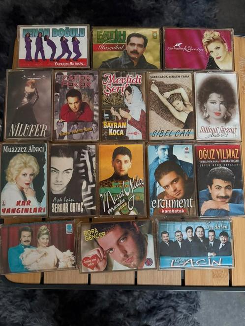 Turkse Cassettes met bewaardoos kosten 7 euro per stuk, Cd's en Dvd's, Cassettebandjes, Zo goed als nieuw, Origineel, Ophalen of Verzenden
