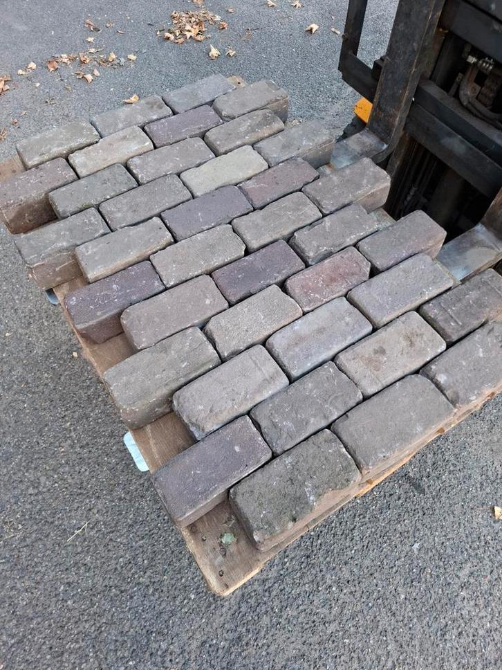 Oude gebakken 10 duimers /keiformaat 32 m2, Tuin en Terras, Tegels en Klinkers, Gebruikt, Klinkers, Overige materialen, 10 m² of meer