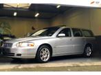 Volvo V70 2.4i Sport 170pk/LEER/CRUISE/Stoelverw., Auto's, Zwart, 2435 cc, 170 pk, Zilver of Grijs