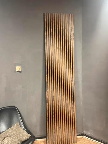 Houten lattenpaneel – 260 x 60 x 2.1cm  beschikbaar voor biedingen
