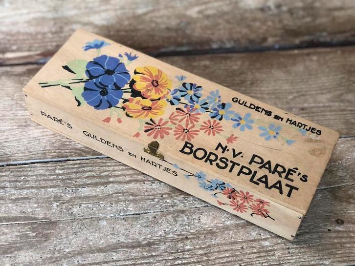 Paré Den Haag houten kistje verpakking borstplaat reclame, Verzamelen, Merken en Reclamevoorwerpen, Gebruikt, Verpakking, Ophalen of Verzenden