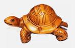 Boxwood Netsuke van een schildpad Japan, Antiek en Kunst, Kunst | Niet-Westerse kunst, Ophalen of Verzenden