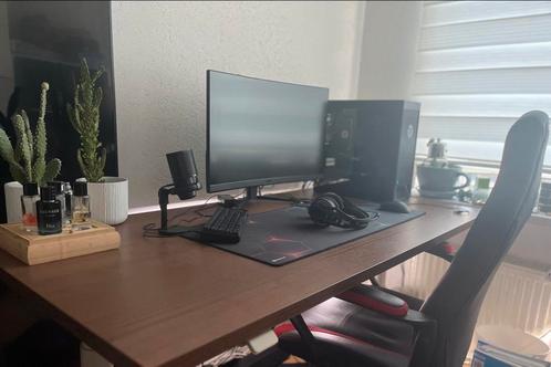 Volledige gaming setup!!, Spelcomputers en Games, Games | Pc, Zo goed als nieuw, 1 speler, Ophalen
