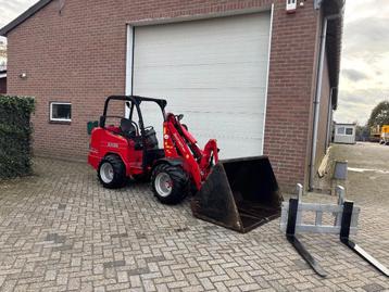 Schäffer 2336 SLT Kniklader shovel Top Staat! (bj 2018) beschikbaar voor biedingen
