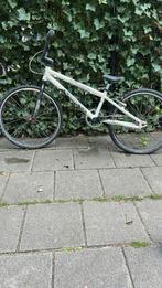 Haro BMX met dunne (wedstrijd) bandjes, gebruikt, Fietsen en Brommers, Fietsen | Crossfietsen en BMX, Ophalen, Gebruikt, Aluminium