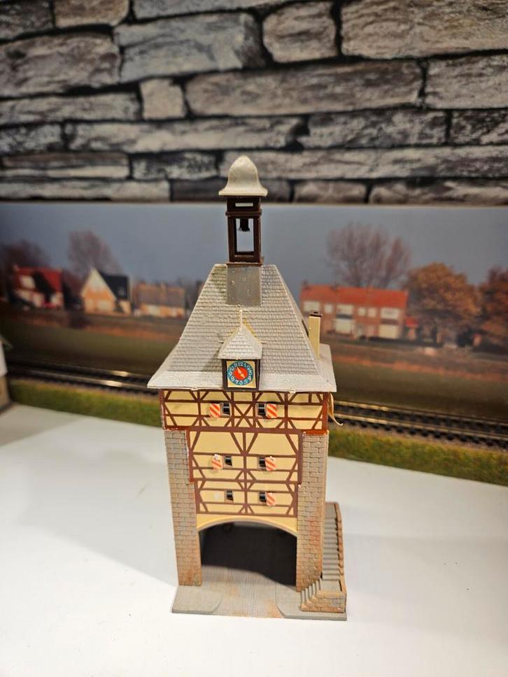 Vakwerkhuis stadspoort N spoor modeltrein 1:160, Hobby en Vrije tijd, Modeltreinen | N-Spoor, Gebruikt, Ophalen of Verzenden