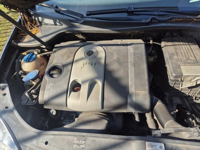 Motor van een Volkswagen Golf, Auto-onderdelen, Motor en Toebehoren, Volkswagen, Gebruikt, 3 maanden garantie