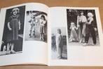Mensen, Mensen, wat een Mensen [1979] — Kees van der Hoef, Boeken, Geschiedenis | Stad en Regio, Ophalen of Verzenden, 20e eeuw of later