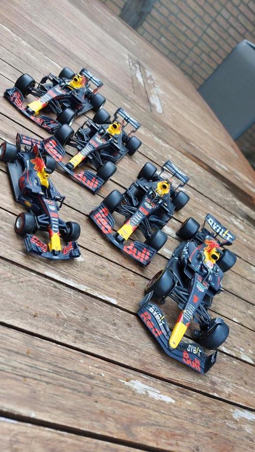 5x Max Verstappen RedBull Formule 1 auto, Hobby en Vrije tijd, Modelauto's | 1:24, Zo goed als nieuw, Auto, Bburago, Ophalen of Verzenden