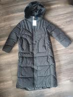 Nieuwe mooie winterjassen kleur zwart en khaki maten L/XL, Kleding | Dames, Ophalen of Verzenden