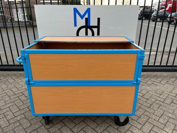 Magazijnwagen verrijdbaar/transportwagen/bakwagen met klep beschikbaar voor biedingen