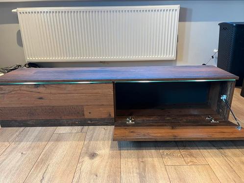 Tv meubel met houtlook, Huis en Inrichting, Kasten | Televisiemeubels, Zo goed als nieuw, Minder dan 100 cm, 100 tot 150 cm, 25 tot 50 cm