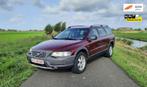 Volvo XC70 2.5 T Comfort Line Nieuwe distributie, Auto's, Volvo, Origineel Nederlands, Te koop, 5 stoelen, Benzine