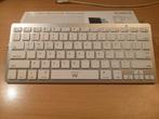Ultra Slim Bluetooth Ergonomisch Toetsenbord, Ophalen of Verzenden, Qwerty, Zo goed als nieuw, Multimediatoetsen