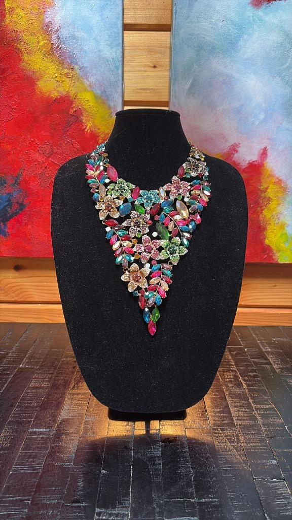 Prachtig feestelijk ketting, Sieraden, Tassen en Uiterlijk, Overige Accessoires, Zo goed als nieuw, Ophalen