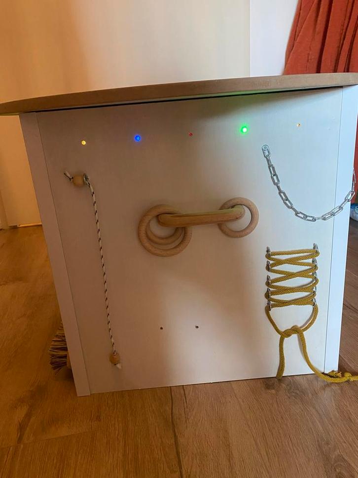 Houten Sensorische Speeltafel, Kinderen en Baby's, Speelgoed | Houten speelgoed, Zo goed als nieuw, Ophalen