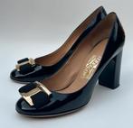 Salvatore Ferragamo lakleren hakken maat 38,5, Pumps, Verzenden, Zo goed als nieuw, Zwart