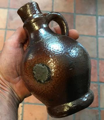 Steengoed. Kannetje.  beschikbaar voor biedingen