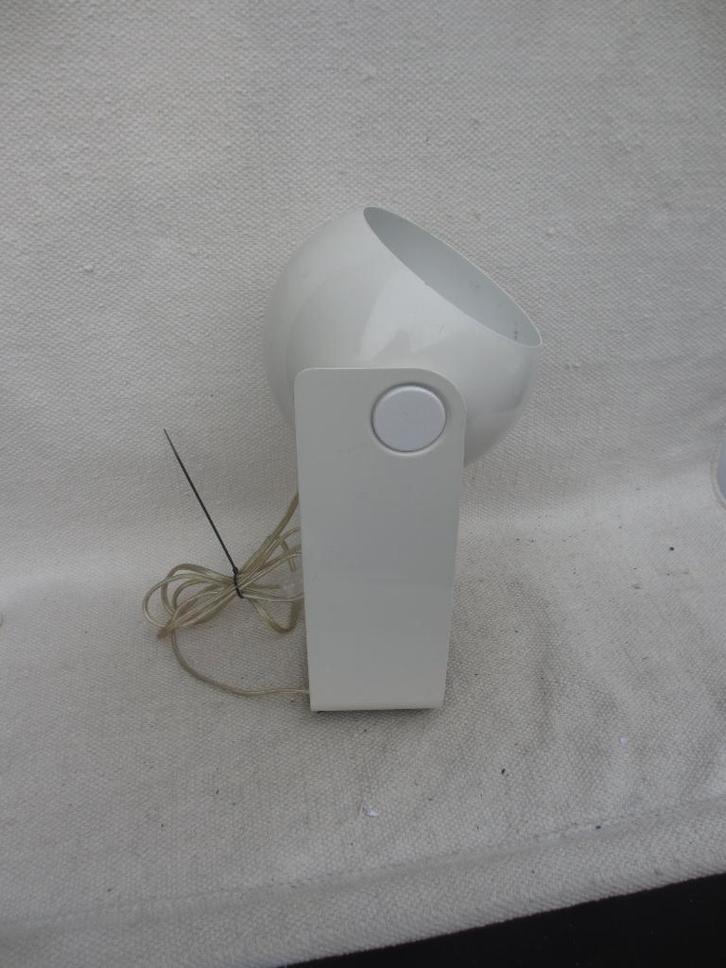 Heel mooie witte Space age / eyeball tafellamp van Massive, Huis en Inrichting, Lampen | Tafellampen, Zo goed als nieuw, Minder dan 50 cm