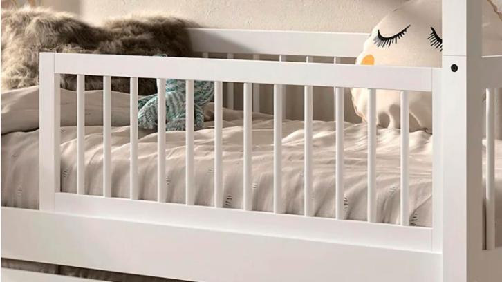 Bedhekje gebruikt voor 1 bedje, nog heel mooi en praktisch., Kinderen en Baby's, Kinderkamer | Bedden, Zo goed als nieuw, Minder dan 140 cm