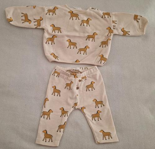 Zara giraf huispak baby kleding maat 68 dieren setje set, Kinderen en Baby's, Babykleding | Maat 68, Zo goed als nieuw, Jongetje of Meisje