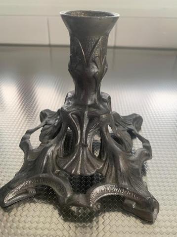 tinnen Jugendstil kandelaar beschikbaar voor biedingen