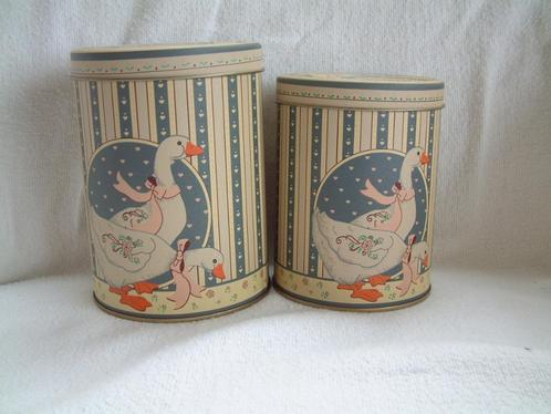 2 keurige vintage blik blikken trommel gans of eend, Verzamelen, Blikken, Gebruikt, Overige, Overige merken, Ophalen of Verzenden