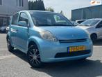 Daihatsu Sirion 2 1.0-12V Trend / N Koppeling, Voorwielaandrijving, Gebruikt, 750 kg, Blauw