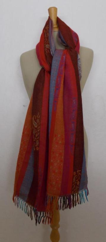 Prachtige kleuren 100% wol sjaal van Fazetta cashmere sjaals beschikbaar voor biedingen