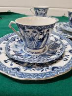 -	Kop en schotel en ontbijtbord lange lijs vintage, Huis en Inrichting, Keuken | Servies, Ophalen of Verzenden, 'T Olde Gre-j