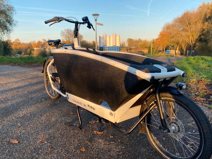 Urban Arrow - NIEUWE ACCU, Fietsen en Brommers, Fietsen | Bakfietsen, Zo goed als nieuw, 1 kind, Huif, Ophalen