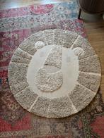 Rond leeuwen vloerkleed, Huis en Inrichting, Stoffering | Tapijten en Kleden, Ophalen, Gebruikt, Beige, Rond