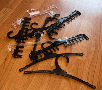 GRATIS: Kleine kledinghangertjes, 10 stuks beschikbaar voor biedingen