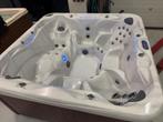 Jacuzzi Sunbelt Spas 240x240cm 6 persoons, Tuin en Terras, Bubbelbaden en Hottubs, Ophalen of Verzenden, Zo goed als nieuw, Filter