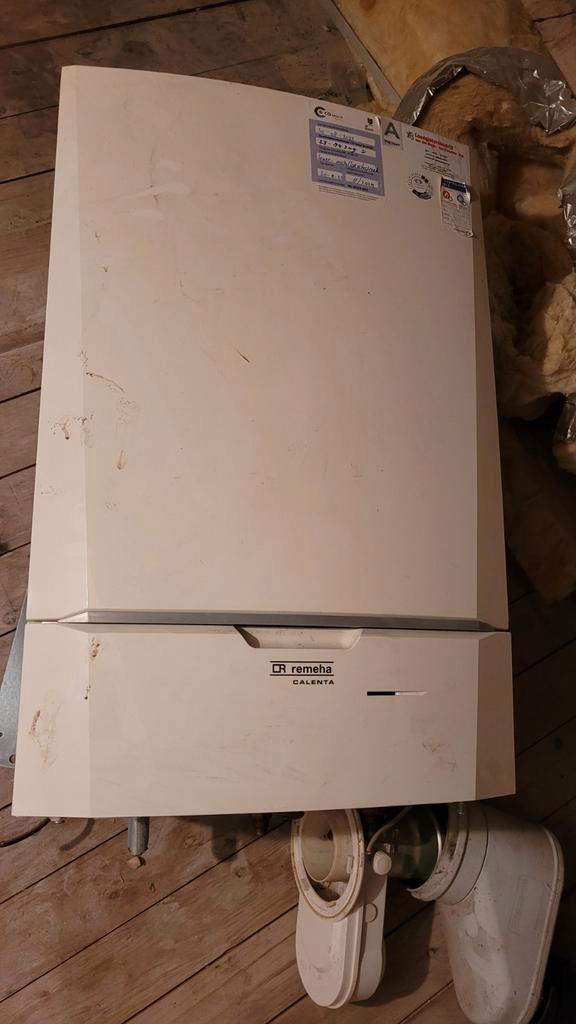 Remeha Calenta 28c  cv ketel, Doe-het-zelf en Verbouw, Geisers en Boilers, Gebruikt, Boiler, Aardgas, Minder dan 20 liter, 6 t/m 10 jaar oud