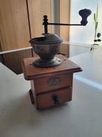 Koffiemolen uit de oude tijd, Antiek en Kunst, Antiek | Keukenbenodigdheden, Ophalen of Verzenden