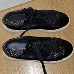Zolder opruiming! - Zwarte lak sneakers maat 40, Ophalen of Verzenden, Gedragen, Zwart, Sneakers of Gympen