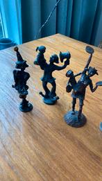 4 leuke beeldjes ik denk brons ofzo. Bieden, Antiek en Kunst, Ophalen, Brons