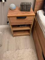 Bed with storage and bedside table plus mattress, Gebruikt, Bruin, Tweepersoons, Ophalen of Verzenden