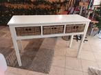 Mooie Witte Sidetable met 3 Rieten Mandjes., Ophalen, Gebruikt, 100 tot 150 cm, 25 tot 50 cm