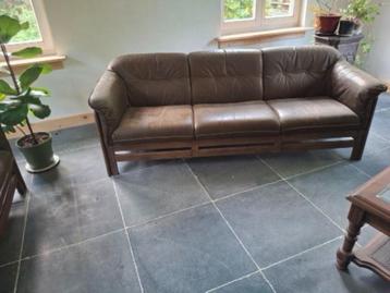 bankstel vintage beschikbaar voor biedingen