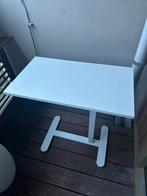 Verstelbaar bureau LUNDTOFT 40x70 - JYSK, Huis en Inrichting, Bureaus, Ophalen, In hoogte verstelbaar, Zo goed als nieuw, Stabureau